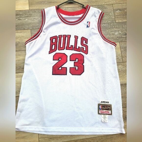 Michael Jordan Basketball Jersey #23 size 52 NBA Hardwood Classics - Picture 1 of 8